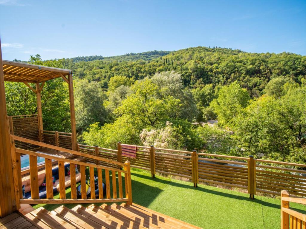 Camping Hotel Les Rives Du Loup Tourrettes-sur-Loup Exterior photo